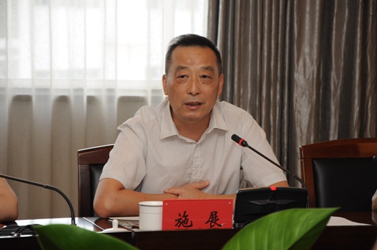 1568883699696800.jpg 2人大施展.jpg