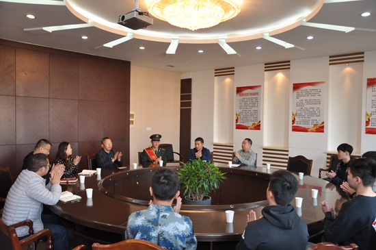 座谈4.jpg