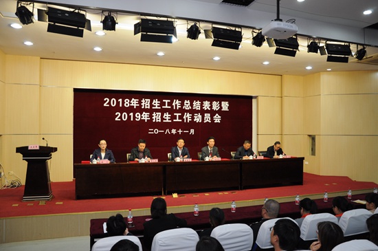 1541929035959423.jpg zs1.jpg