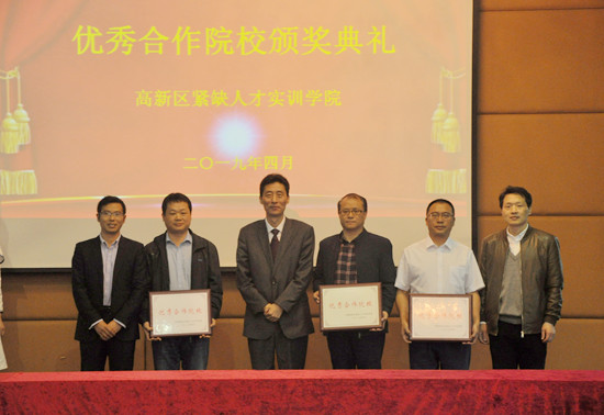 1556587855324612.jpg jqrcyt5.jpg