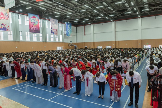 1568957547699132.jpg 2礼敬.jpg